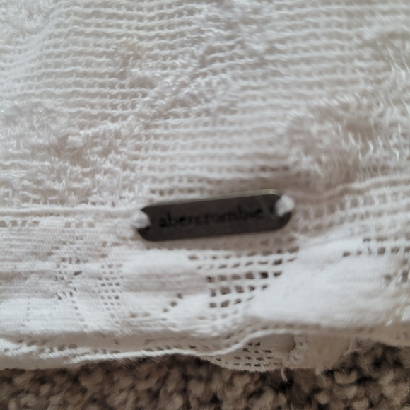 Abercrombie Kids White Lace Skirt Small Lined Logo - Picture 4 of 7